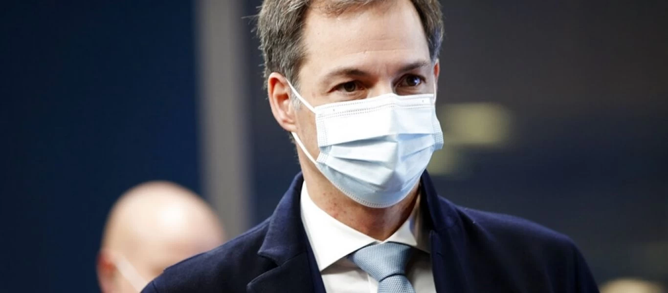 Βέλγος πρωθυπουργός: «Να χτυπήσουμε τον κορωνοιό όχι τους ανθρώπους»